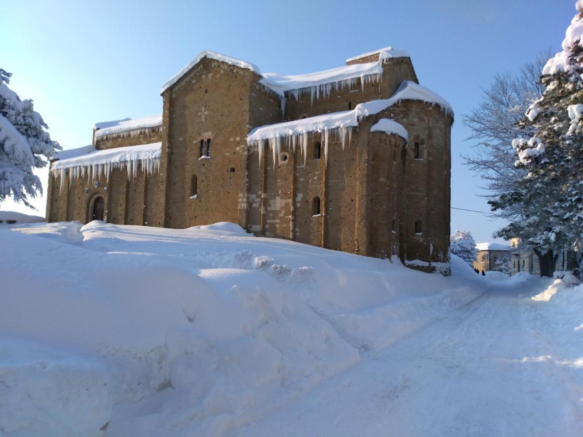 L'Androne B&B San Leo Exteriör bild
